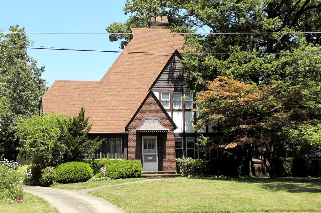 Youngstown The Homes of Crandall Park Photo Tour (Belmont renting